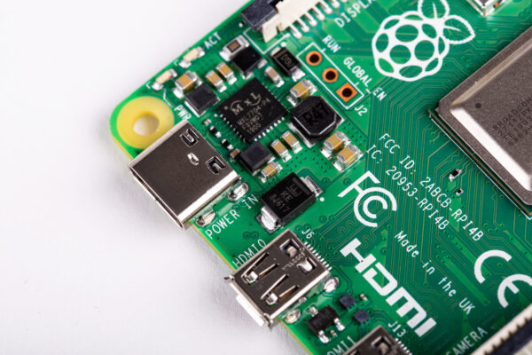 Raspberry Pi 4B 1Гб